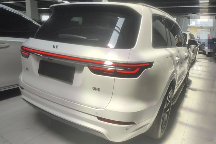 Used Li Auto ONE 2020 Extended-Range 6-Seater Version Rear Right 45 Deg