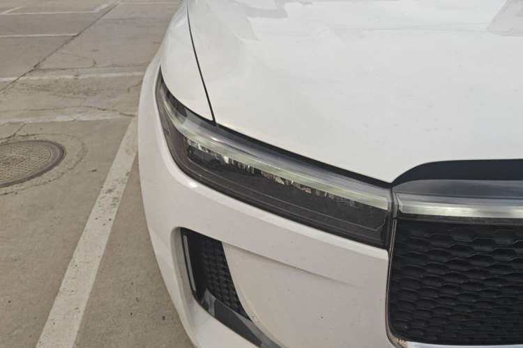 Used Li Auto ONE 2020 Extended-Range 6-Seater Version Right Front Headlight