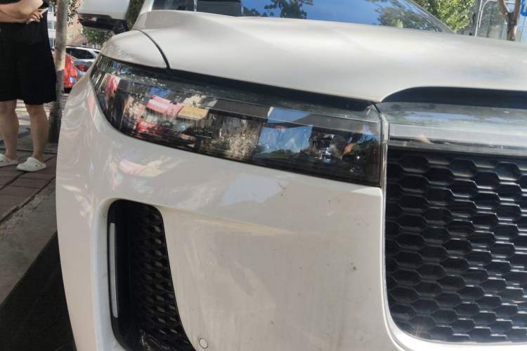 Used Li Auto ONE 2020 Extended-Range 6-Seater Version Right Front Headlight