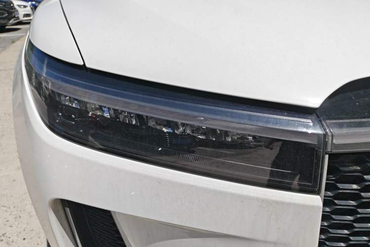 Used Li Auto ONE 2020 Extended-Range 6-Seater Version Right Front Headlight