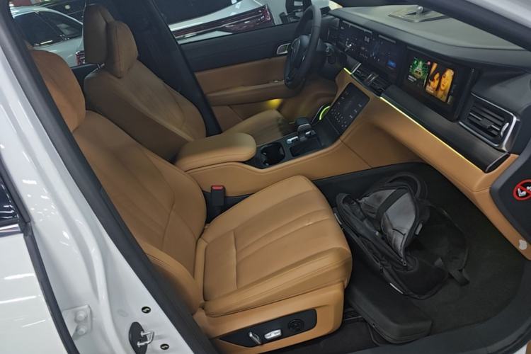 Used Li Auto ONE 2020 Extended-Range 6-Seater Version Right Front Seat