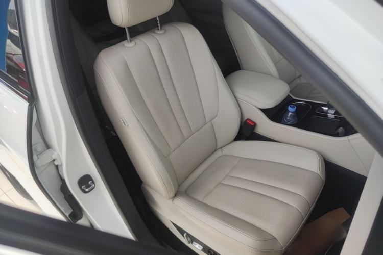 Used Li Auto ONE 2020 Extended-Range 6-Seater Version Right Front Seat