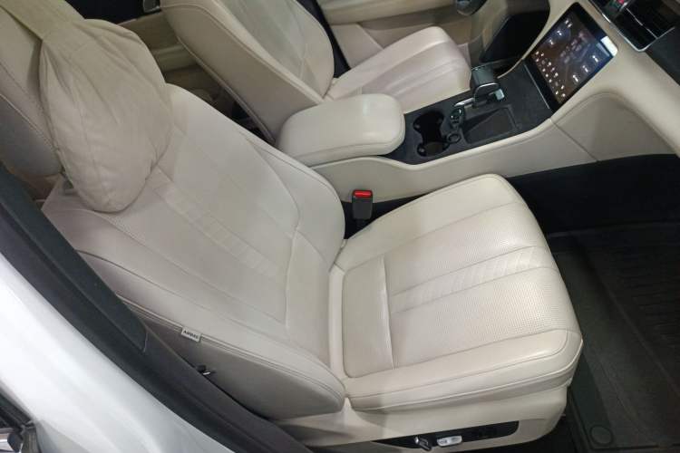 Used Li Auto ONE 2020 Extended-Range 6-Seater Version Right Front Seat