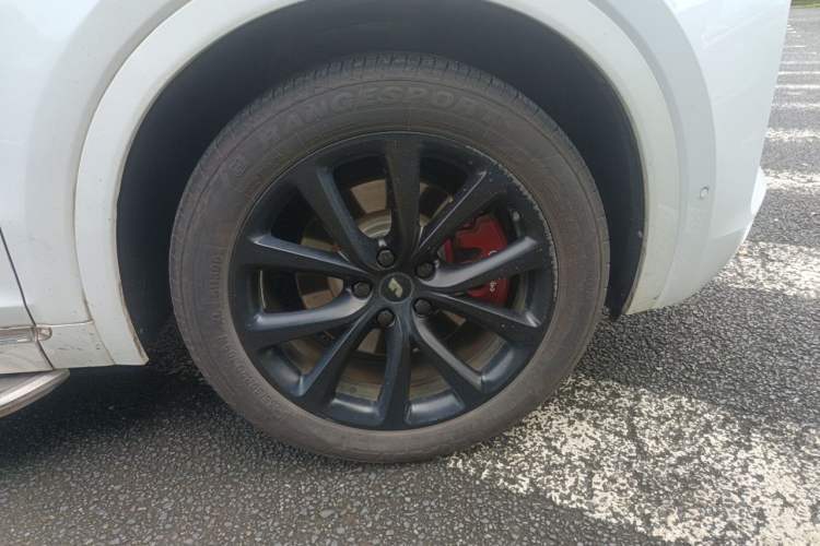 Used Li Auto ONE 2020 Range-Extended 7-Seater Version Right Front Wheel Hub