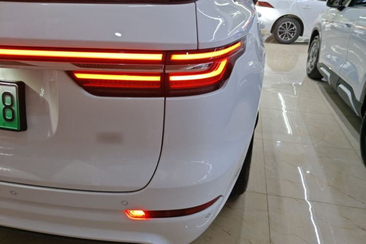 Used Li Auto ONE 2020 Range-Extended 7-Seater Version Right Rear Taillight