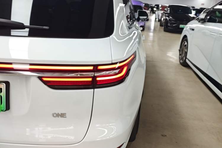 Used Li Auto ONE 2020 Extended-Range 6-Seater Version Right Rear Taillight