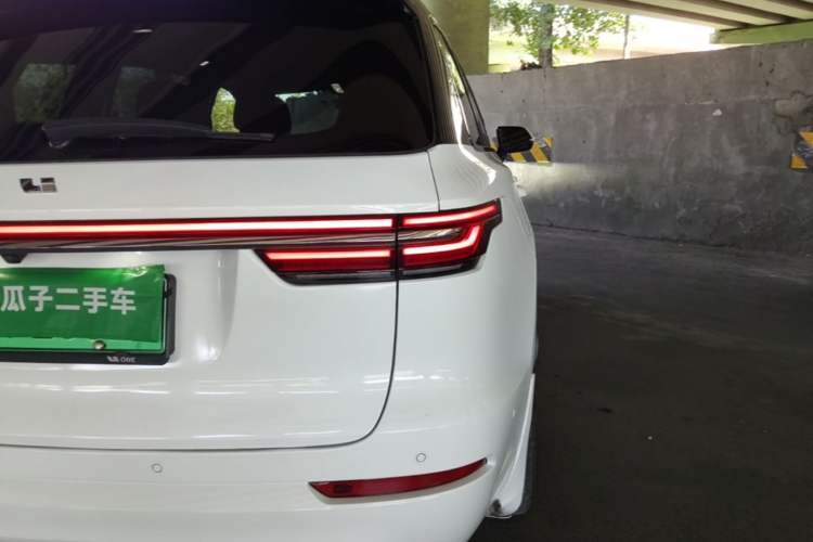 Used Li Auto ONE 2020 Extended-Range 6-Seater Version Right Rear Taillight