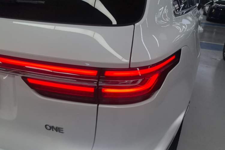 Used Li Auto ONE 2020 Extended-Range 6-Seater Version Right Rear Taillight