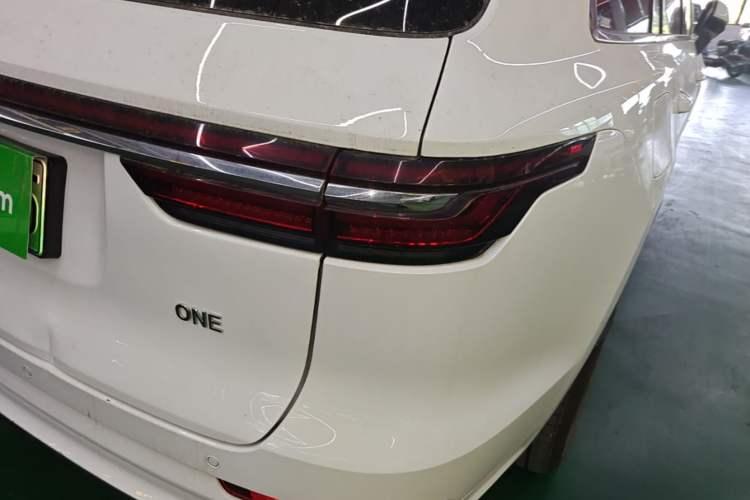 Used Li Auto ONE 2020 Extended-Range 6-Seater Version Right Rear Taillight