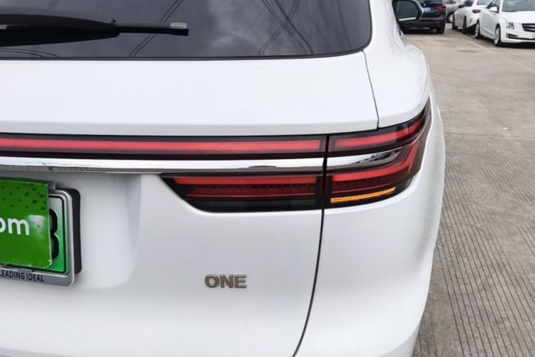 Used Li Auto ONE 2020 Extended-Range 6-Seater Version Right Rear Taillight
