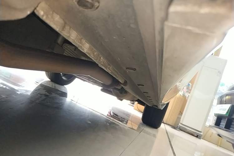 Used Li Auto ONE 2020 Extended-Range 6-Seater Version Right Side Sill