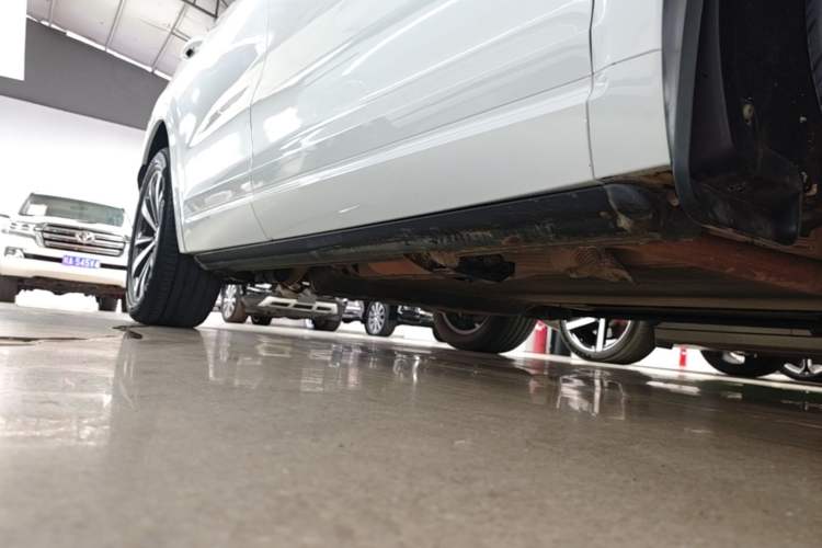 Used Li Auto ONE 2020 Extended-Range 6-Seater Version Right Side Sill