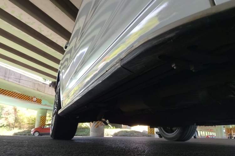 Used Li Auto ONE 2020 Extended-Range 6-Seater Version Right Side Sill