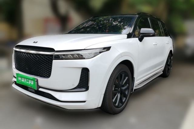 Ojetý Li Auto ONE 2020 Extended-Range 6-Seater Version