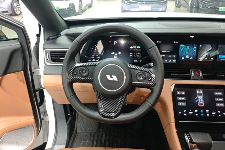 Used Li Auto ONE 2020 Extended-Range 6-Seater Version Steering Wheel