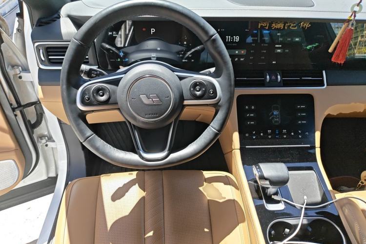 Used Li Auto ONE 2020 Extended-Range 6-Seater Version Steering Wheel