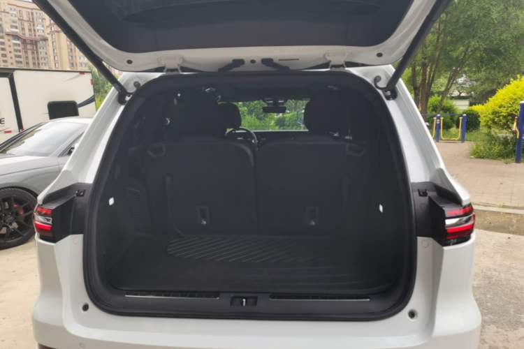 Used Li Auto ONE 2020 Extended-Range 6-Seater Version Trunk