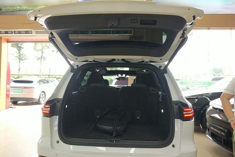 Used Li Auto ONE 2020 Extended-Range 6-Seater Version Trunk