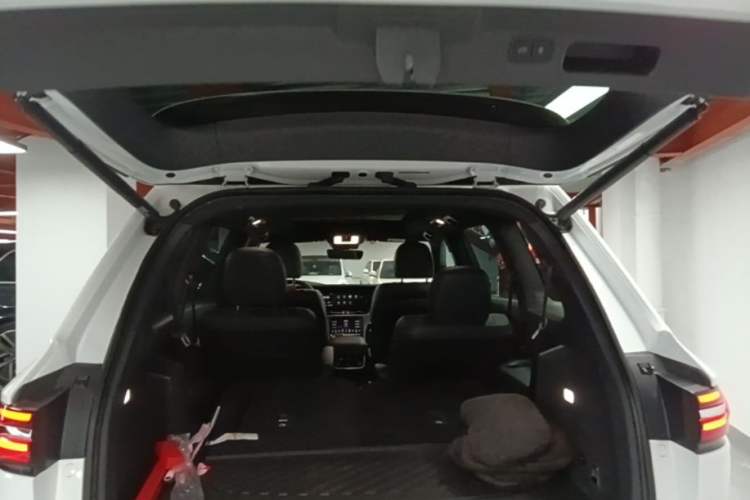 Used Li Auto ONE 2020 Extended-Range 6-Seater Version Trunk