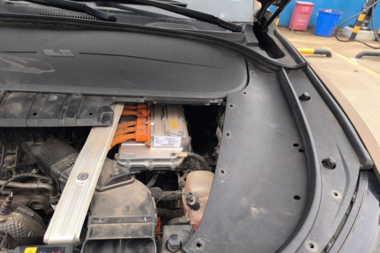 Used Li Auto ONE 2020 Extended-Range 6-Seater Version Engine Bay Left