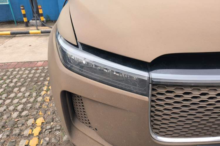 Used Li Auto ONE 2020 Extended-Range 6-Seater Version Right Front Headlight