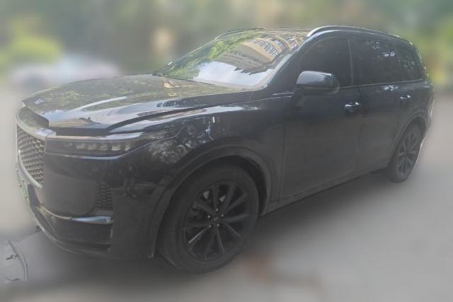 Ojetý Li Auto ONE 2021 Extended-Range 6-Seater Version