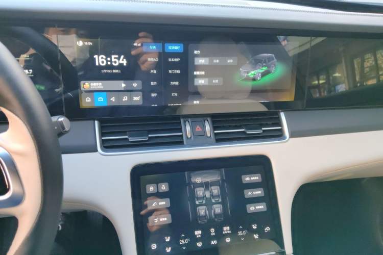 Used Li Auto ONE 2021 Extended-Range 6-Seater Version Audio And AC Panel