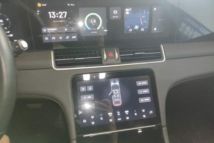 Used Li Auto ONE 2021 Extended-Range 6-Seater Version Audio And AC Panel