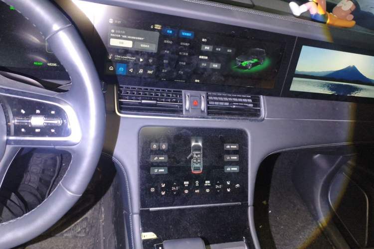 Used Li Auto ONE 2021 Extended-Range 6-Seater Version Audio And AC Panel