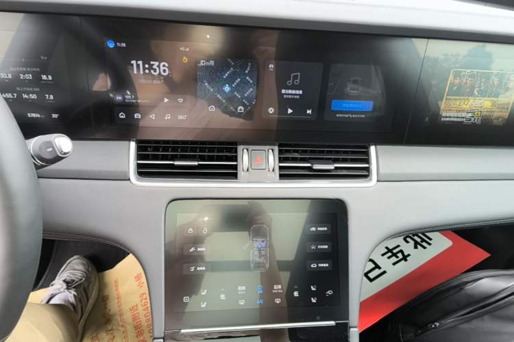 Used Li Auto ONE 2021 Extended-Range 6-Seater Version Audio And AC Panel