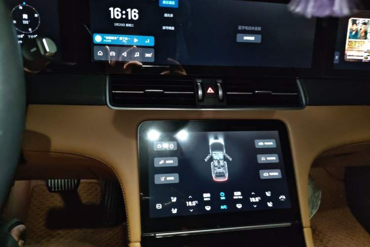 Used Li Auto ONE 2021 Extended-Range 6-Seater Version Audio And AC Panel