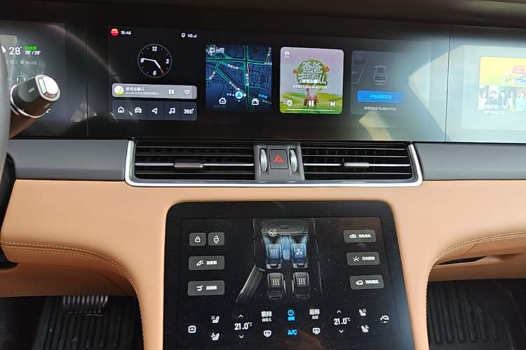 Used Li Auto ONE 2021 Extended-Range 6-Seater Version Audio And AC Panel