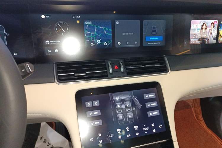 Used Li Auto ONE 2021 Extended-Range 6-Seater Version Audio And AC Panel