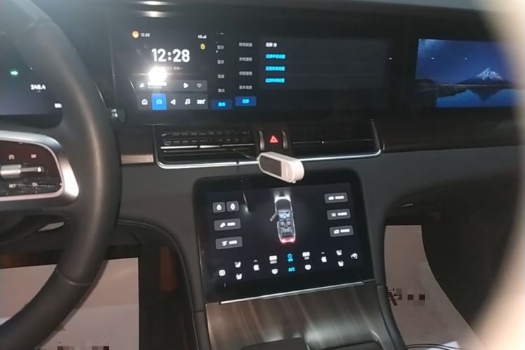 Used Li Auto ONE 2021 Extended-Range 6-Seater Version Audio And AC Panel