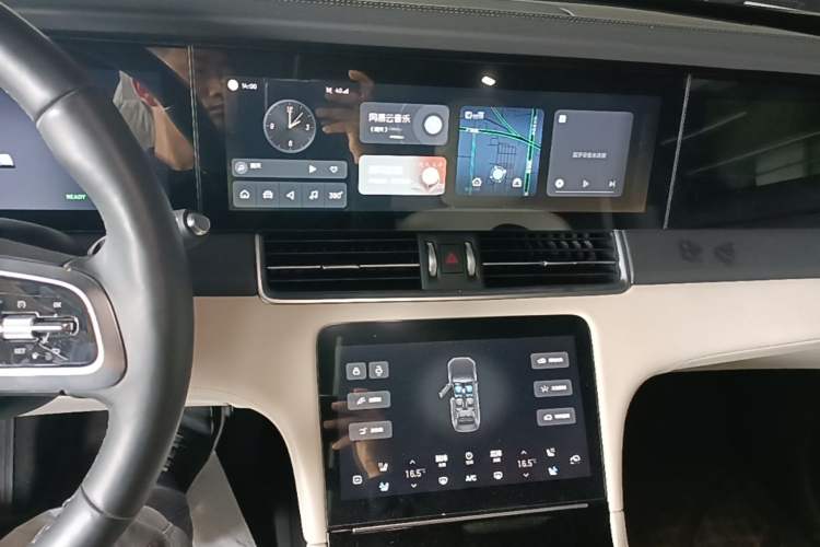 Used Li Auto ONE 2021 Extended-Range 6-Seater Version Audio And AC Panel