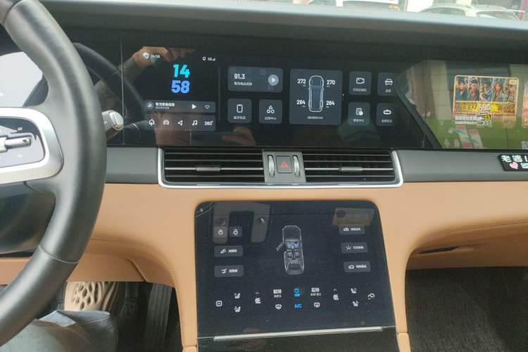 Used Li Auto ONE 2021 Extended-Range 6-Seater Version Audio And AC Panel