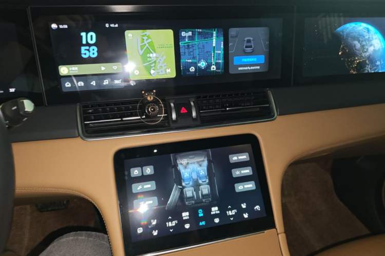 Used Li Auto ONE 2021 Extended-Range 6-Seater Version Audio And AC Panel