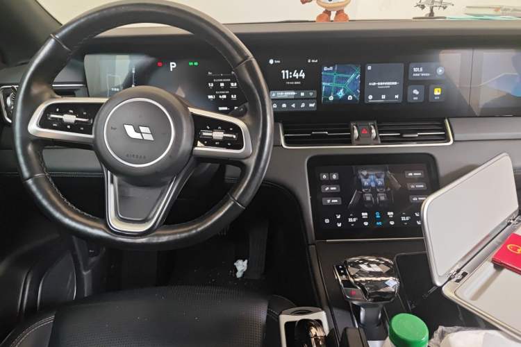 Used Li Auto ONE 2021 Extended-Range 6-Seater Version Center Console