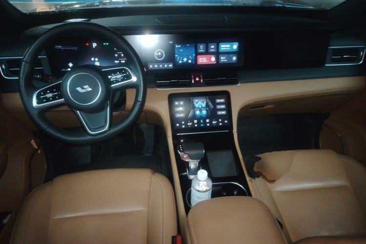 Used Li Auto ONE 2021 Extended-Range 6-Seater Version Center Console