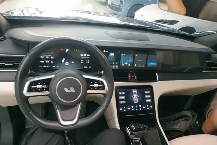 Used Li Auto ONE 2021 Extended-Range 6-Seater Version Center Console