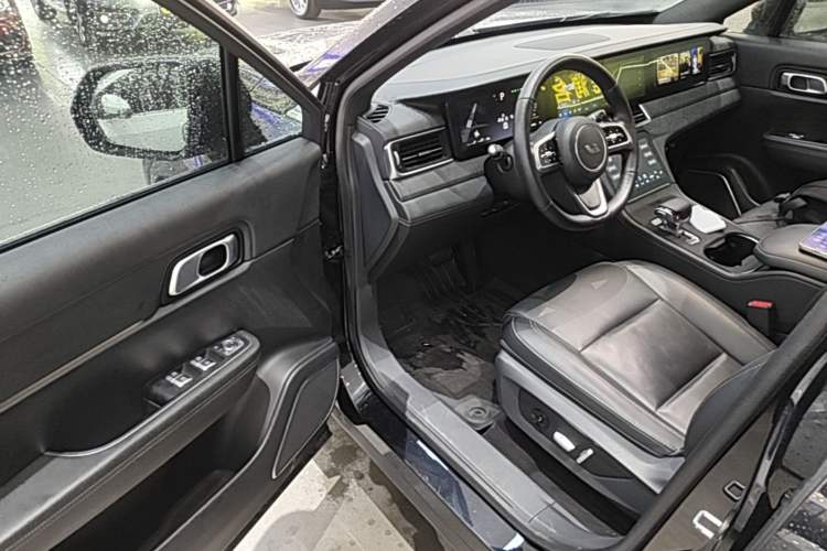 Used Li Auto ONE 2021 Extended-Range 6-Seater Version Driver Seat
