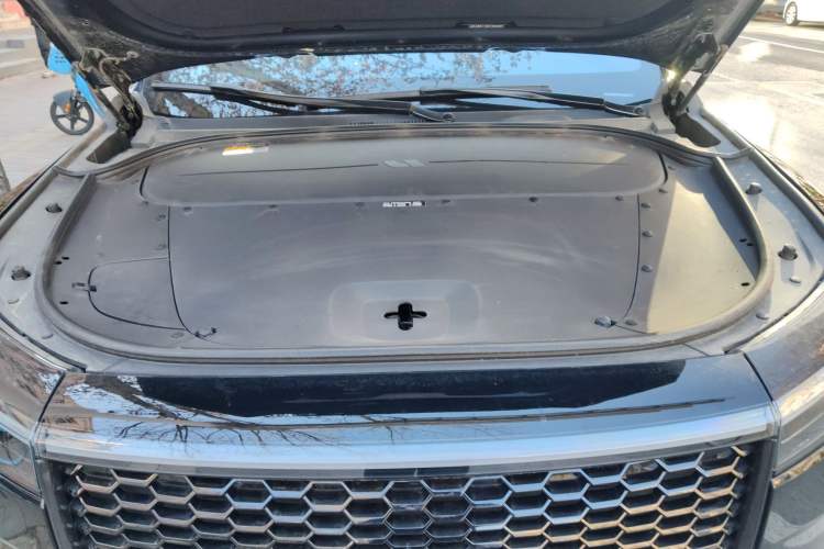 Used Li Auto ONE 2021 Extended-Range 6-Seater Version Engine Bay