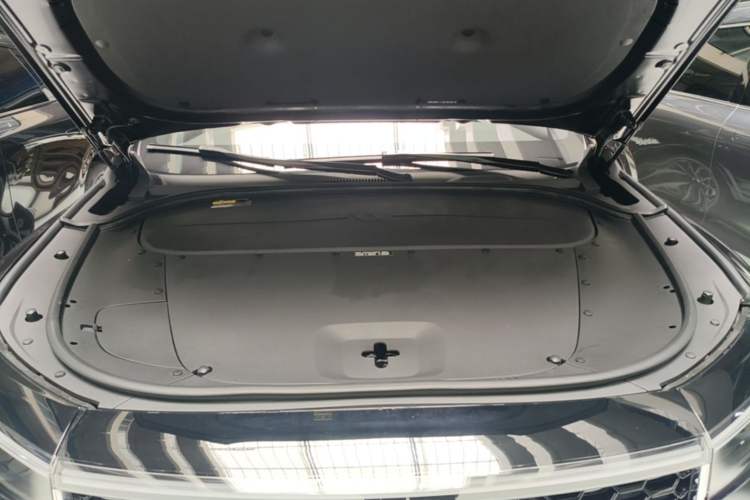 Used Li Auto ONE 2021 Extended-Range 6-Seater Version Engine Bay