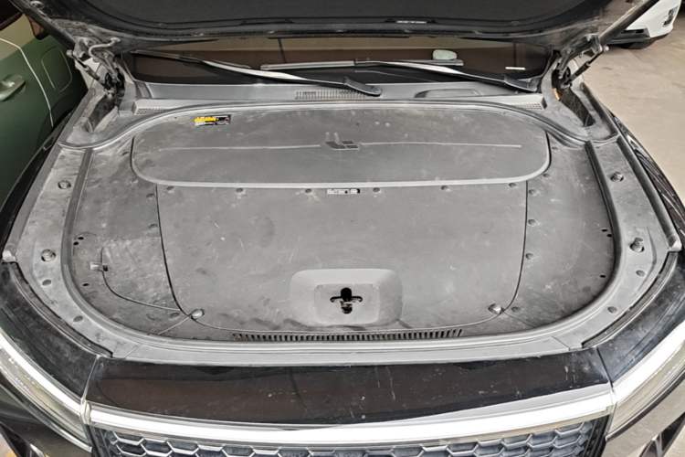 Used Li Auto ONE 2021 Extended-Range 6-Seater Version Engine Bay