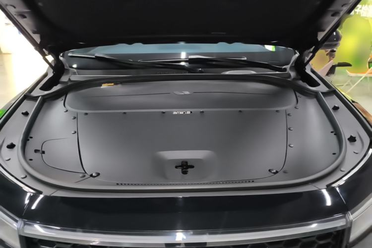 Used Li Auto ONE 2021 Extended-Range 6-Seater Version Engine Bay