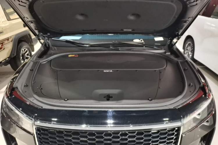 Used Li Auto ONE 2021 Extended-Range 6-Seater Version Engine Bay
