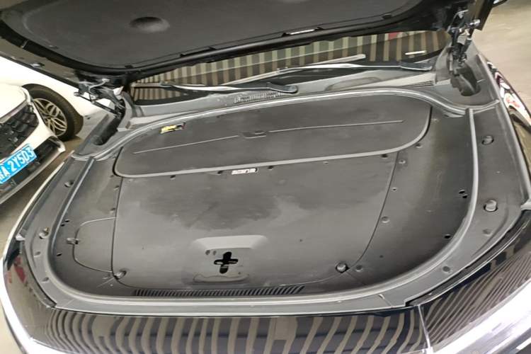 Used Li Auto ONE 2021 Extended-Range 6-Seater Version Engine Bay