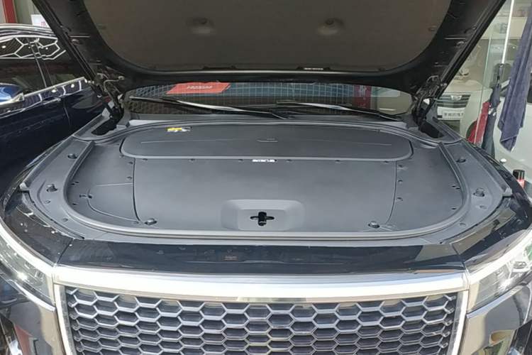 Used Li Auto ONE 2021 Extended-Range 6-Seater Version Engine Bay