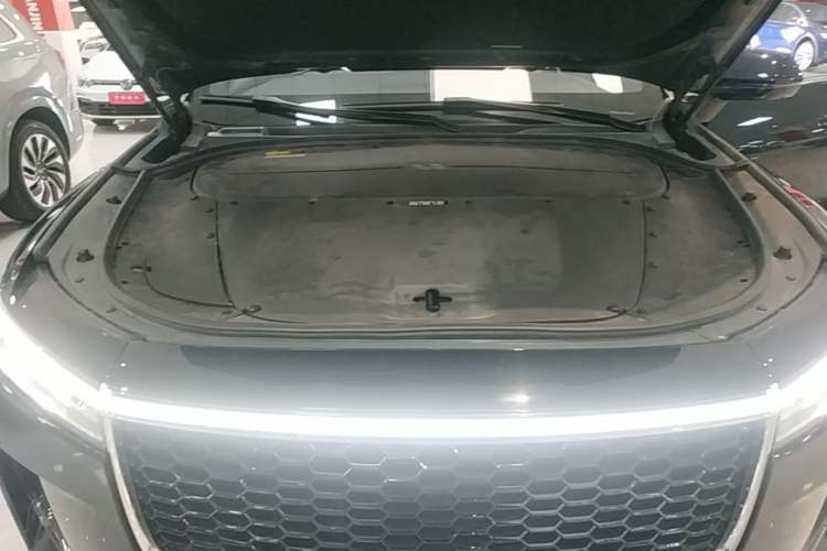 Used Li Auto ONE 2021 Extended-Range 6-Seater Version Engine Bay