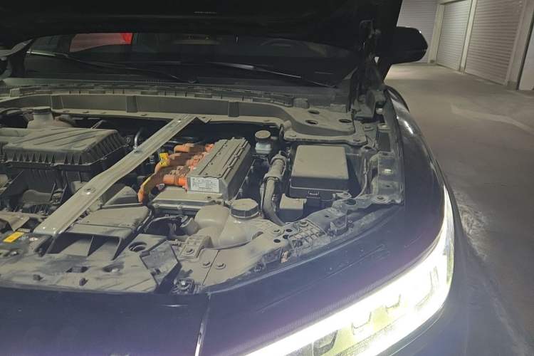 Used Li Auto ONE 2021 Extended-Range 6-Seater Version Engine Bay Left
